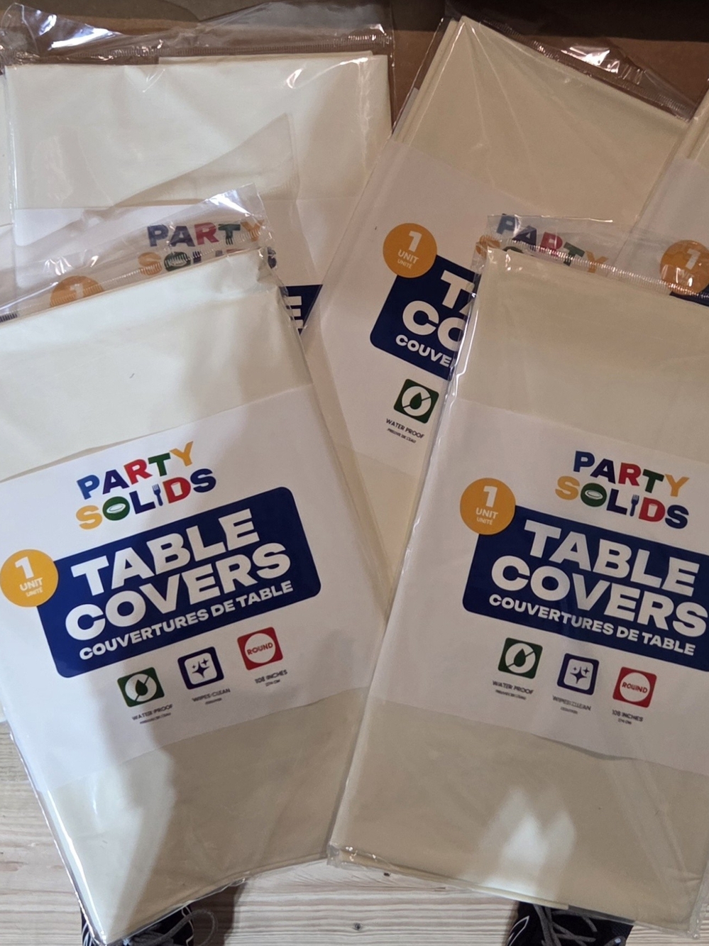 Ivory Disposable Round 108"Table Cover - 6 Single Packs